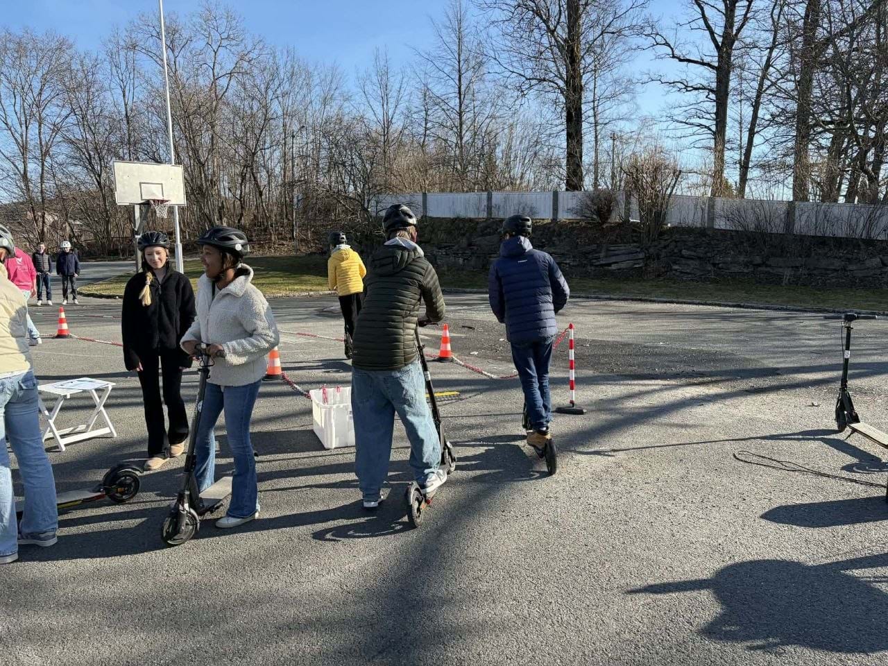 Photo 5962803565371788675 Y (1)